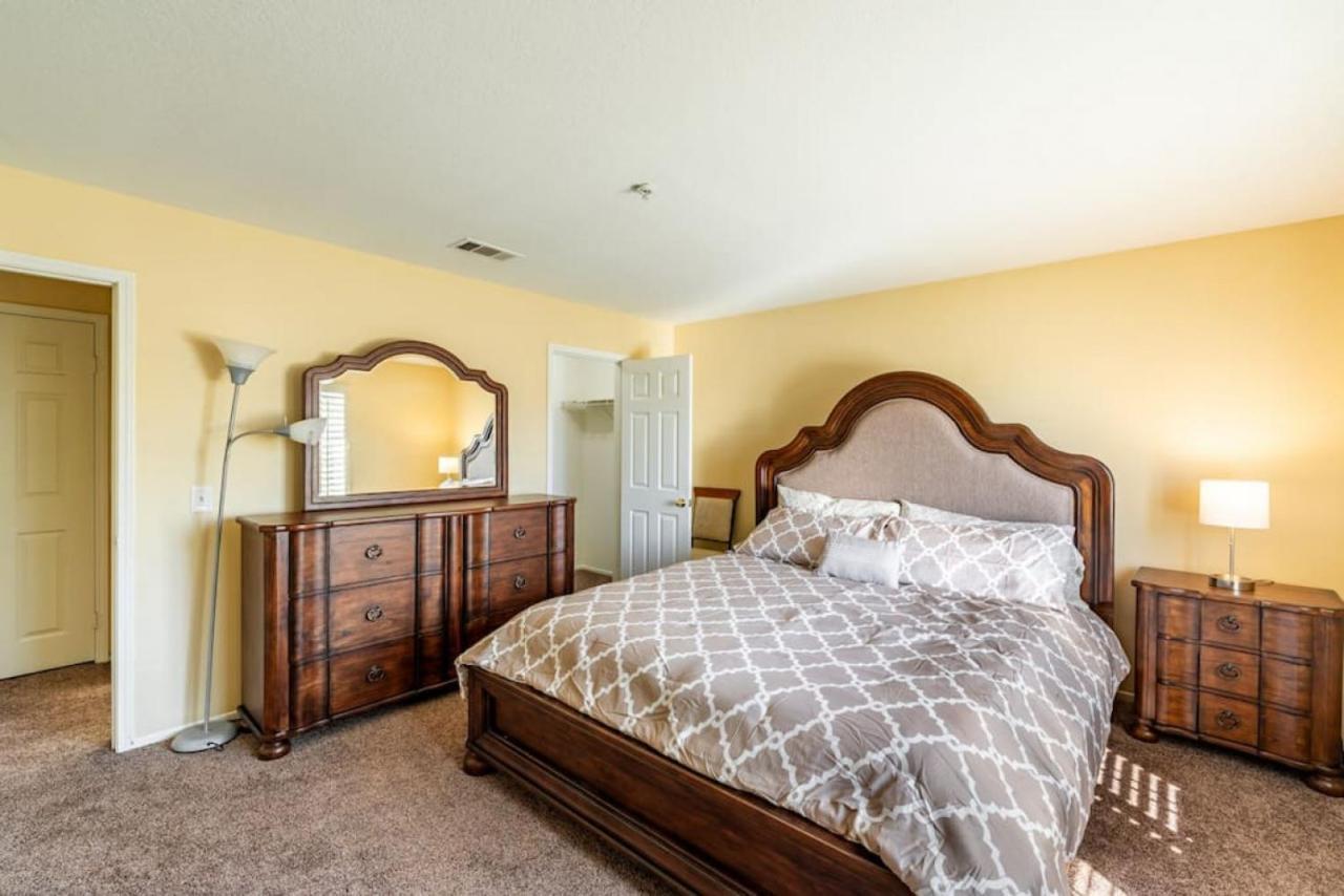 Family-Friendly 4Br Home - Spacious - Great Location Fontana Exterior photo